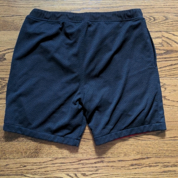 Champion Mesh Reversible Shorts Black Red Men's Large - Picture 2 of 9